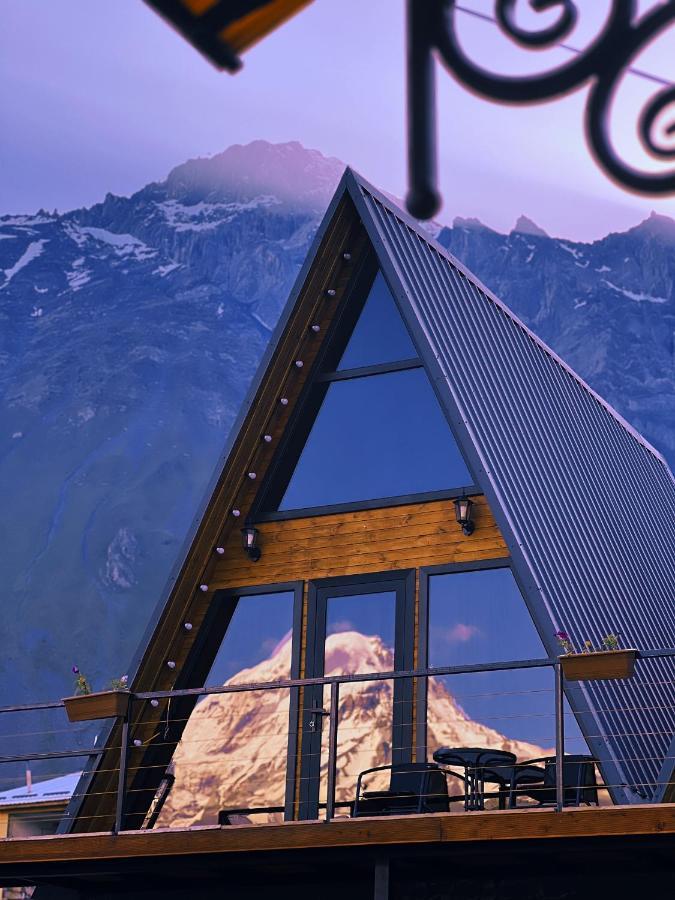 Pyramid Kazbegi Hotel Eksteriør billede